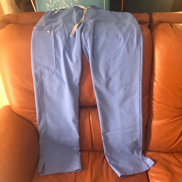 Figs Ceil Blue Kade Cargo Scrub Pants - Picture 7 of 8